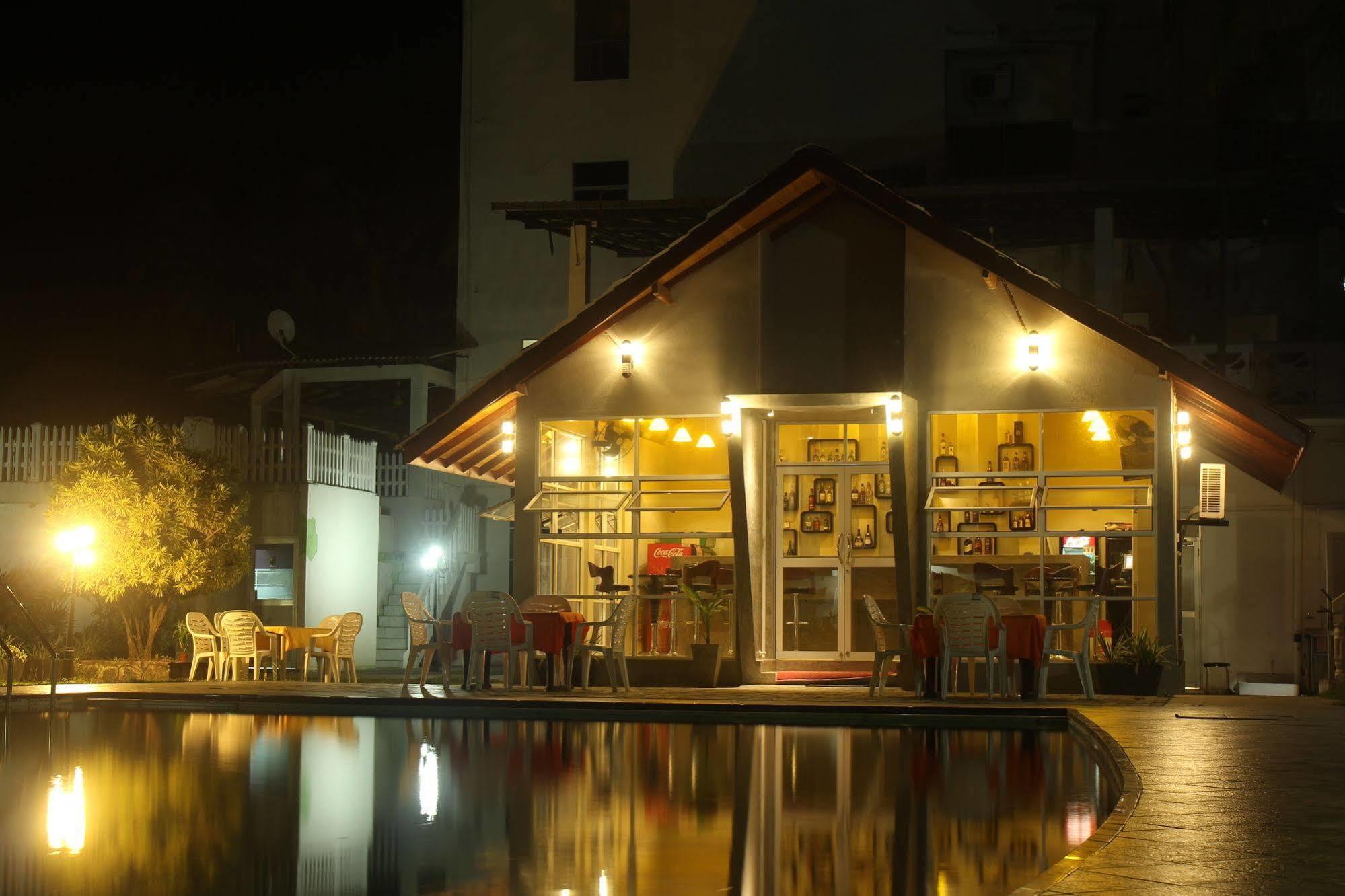Navro Beach Resort Panadura Zewnętrze zdjęcie